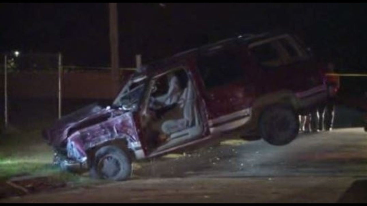 Driver, horse killed in accident in northwest Houston