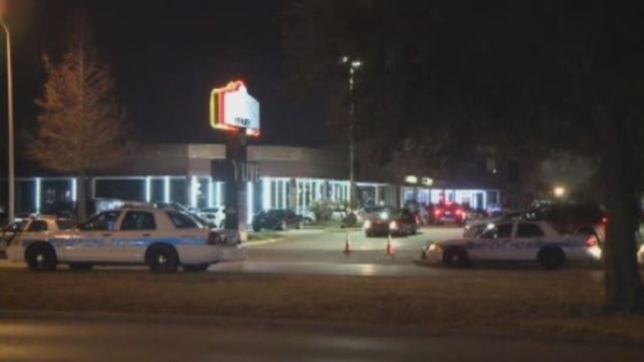 Police raid SW Houston strip club