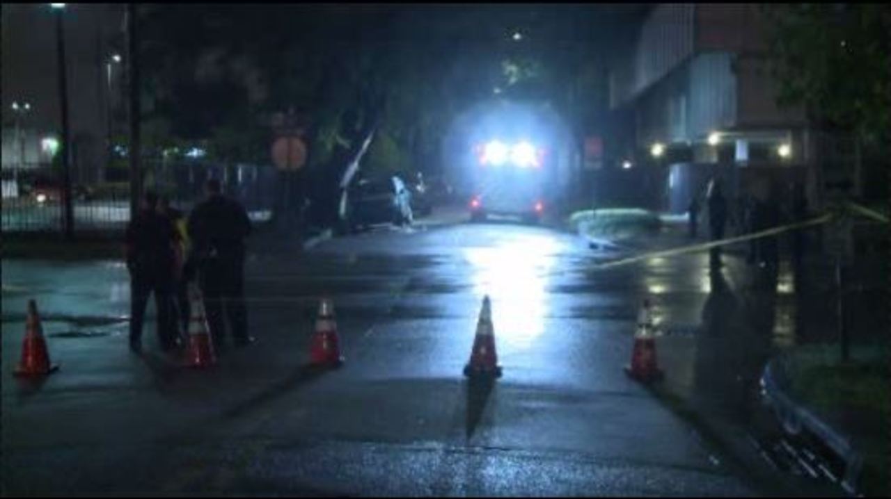 Two men found dead in Midtown intersection, police say - KPRC Houston