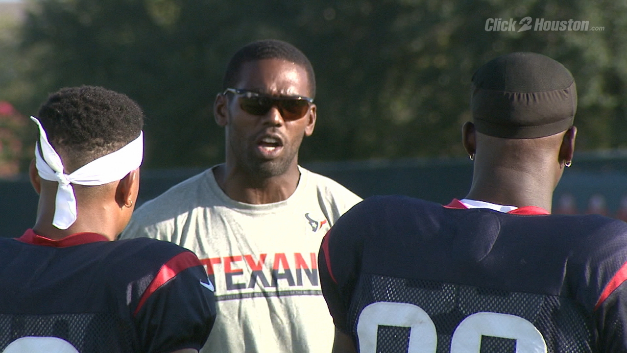 Randy Moss visits Houston Texans training camp