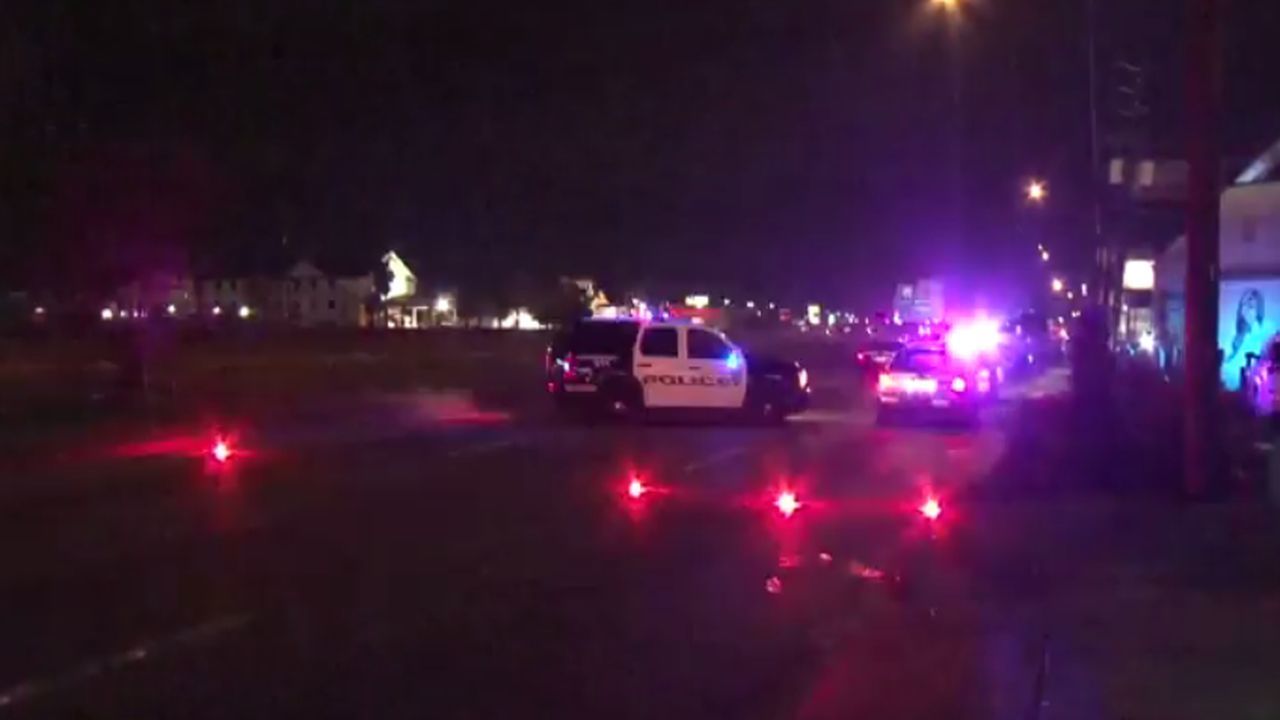 Driver flees scene after hitting, killing man, police say - KPRC Houston