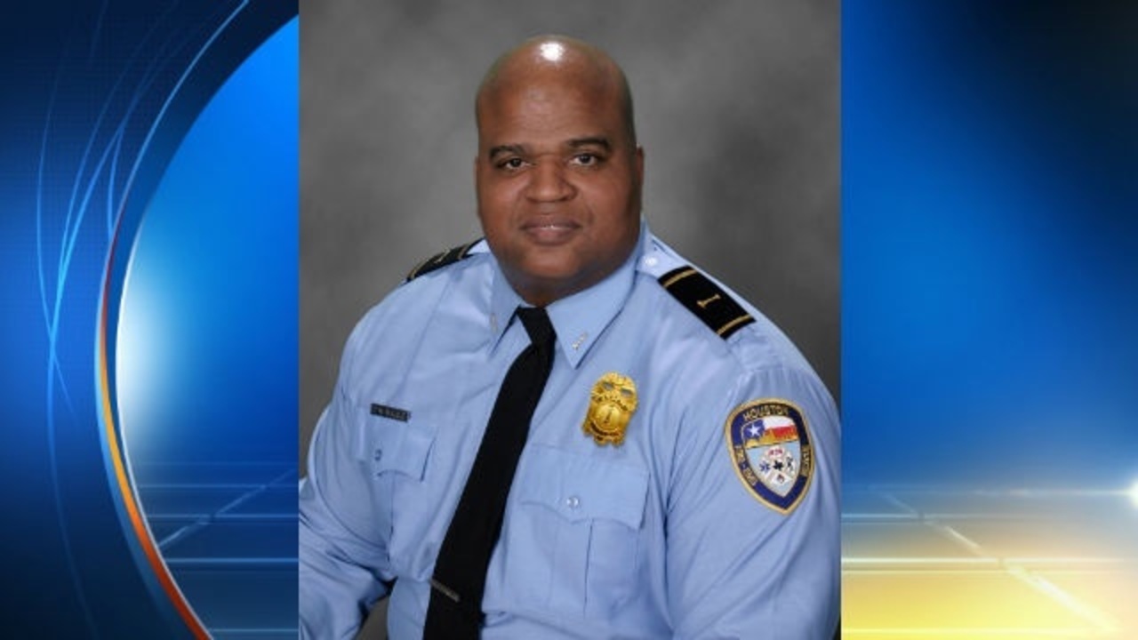houston-fire-department-captain-dies-in-hospital-2-days-after