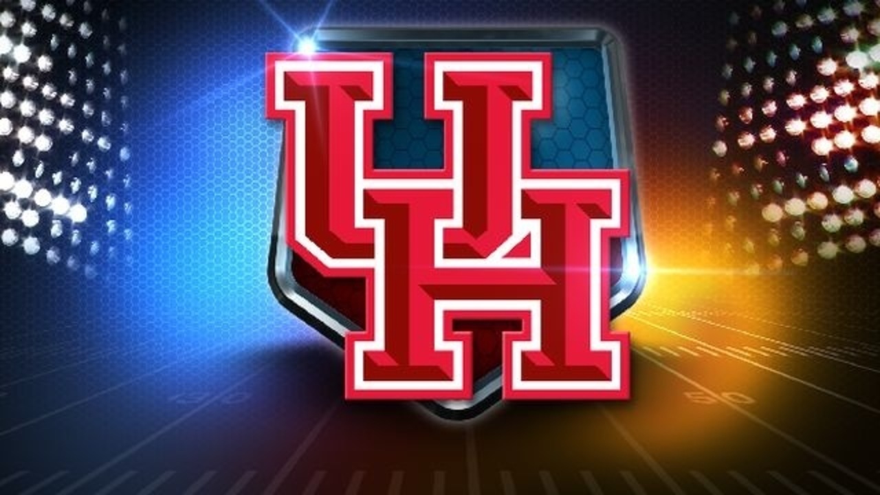 King-led Houston controls E. Carolina in 42-20 win