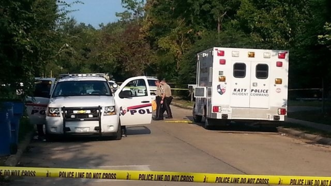 1 airlifted to hospital after shooting in Katy