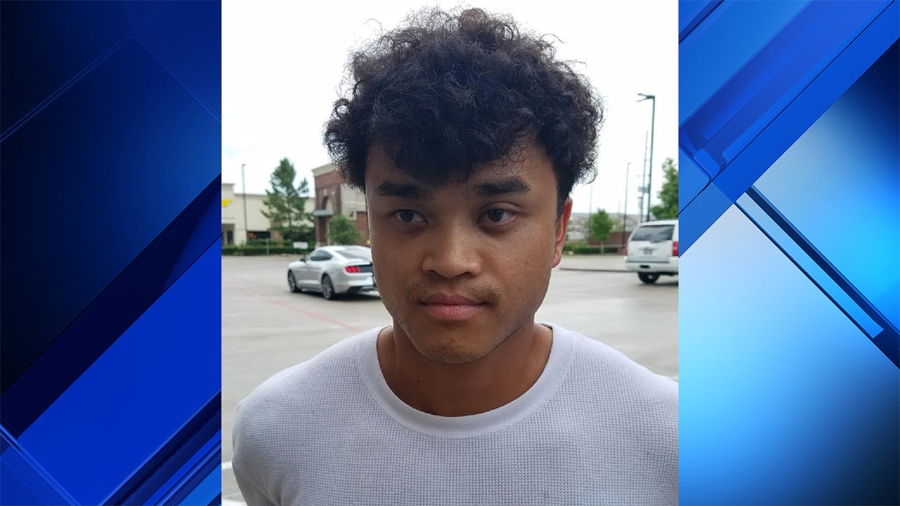 Travis High School teacher accused of... - KPRC Houston