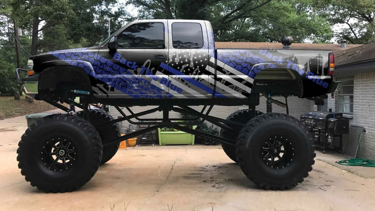 Houston-area man uses monster truck for flood rescues