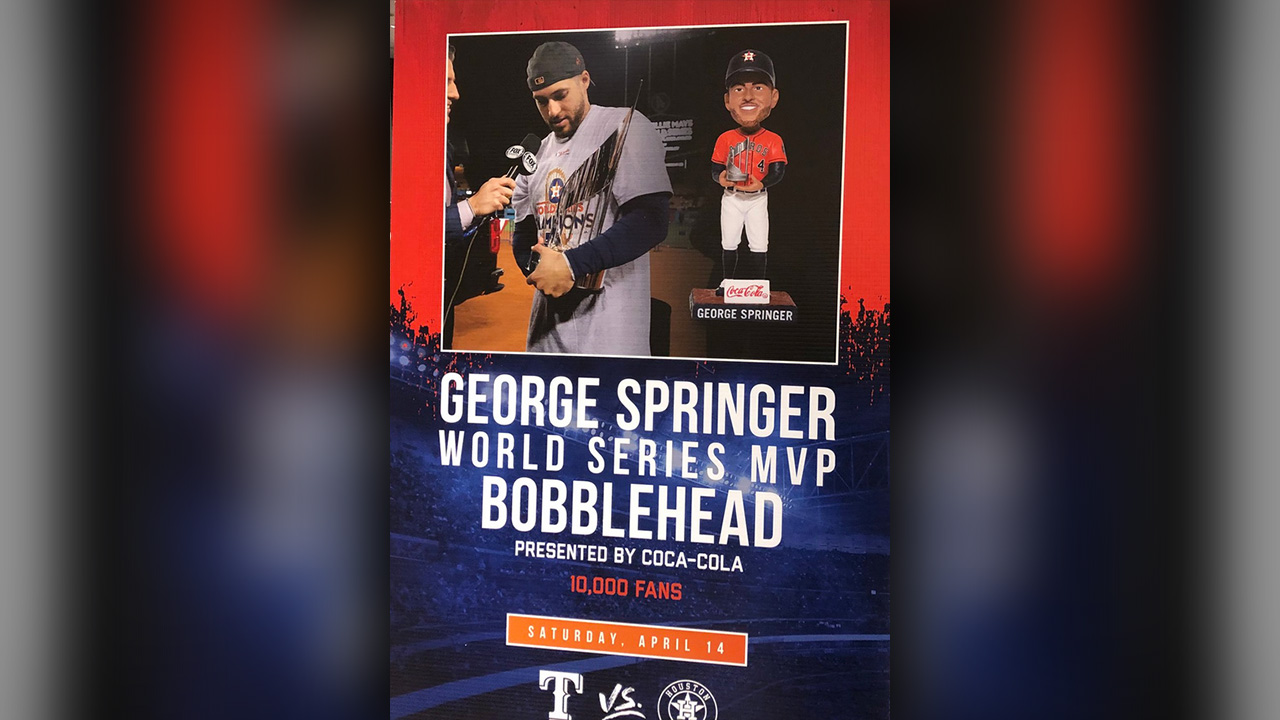 Houston Astros 'Gold Rush' merchandise event: Thousands of fans line up at  midnight