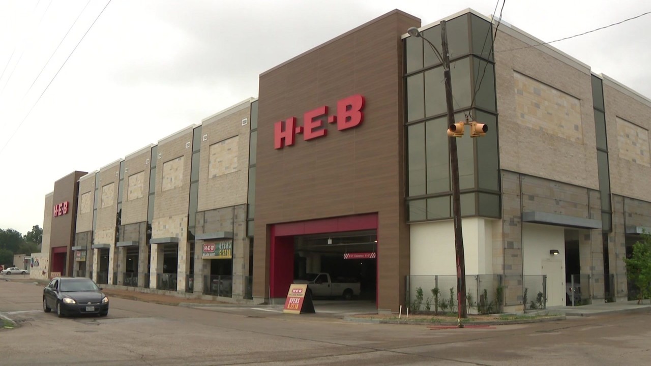 Inside H-E-B's new, two-story Bellaire store