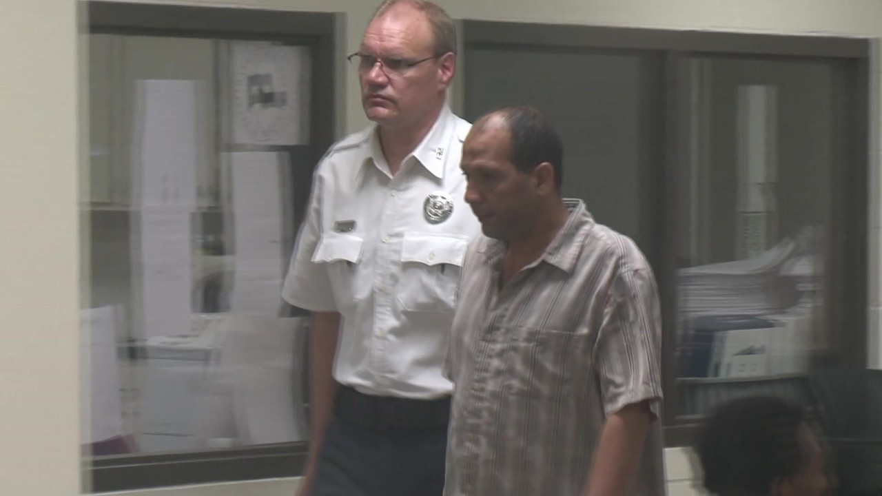 Man%20accused%20in%20murder-for-hire%20plot%20to%20kill%20HPD%20officer%20appears%20in%20court20180628125013.jpg_12282547_ver1.0_1280_720.jpg