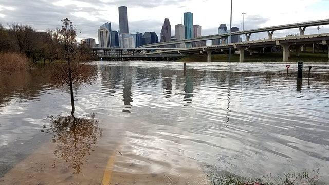 powerful storms flood roads cause damage in houston area
