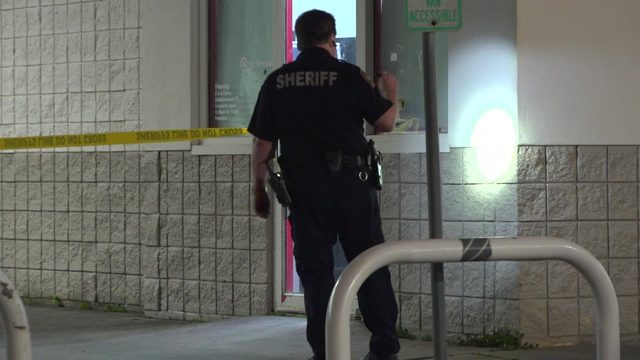 Man shot, killed after assault at gas station, sheriff's office says