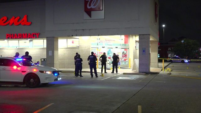 1 dead, 1 injured after security guard shoots men attempting to rob&hellip;